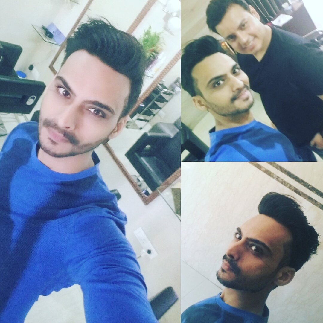 Sahi Pakade Hai ;-)