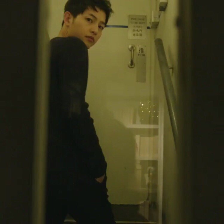 ChhYX36UkAEHYfV.jpg:large