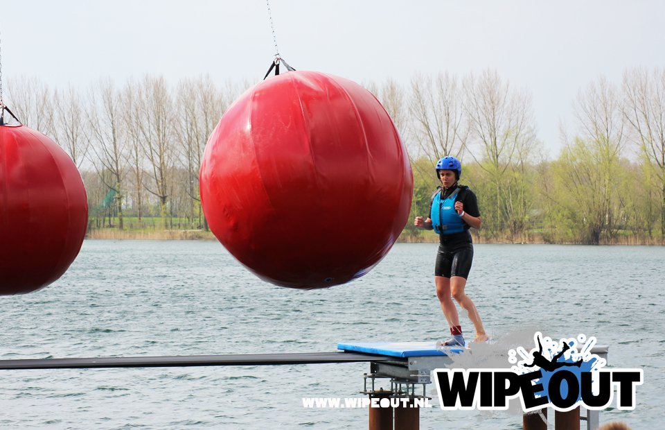 Wipeout! tweet media