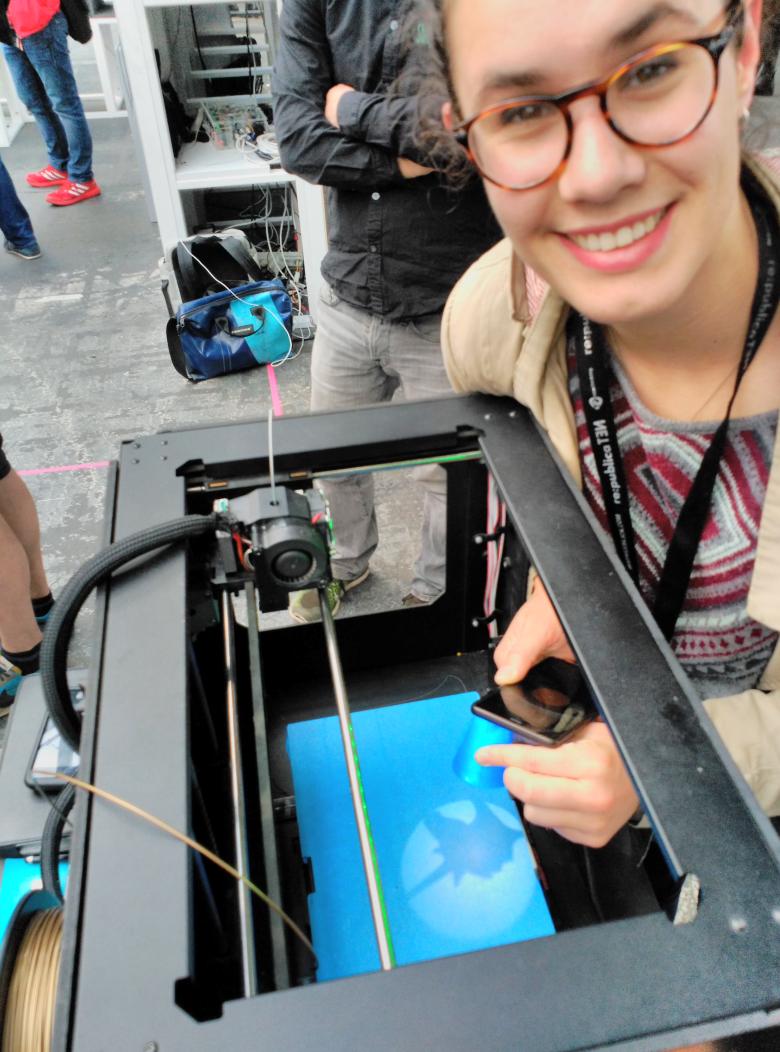 HubertGrealish's tweet photo. @rose_oger @fablabBLN #rpten #unicorn #3dprint into the light... https://t.co/H02TN9CDoF