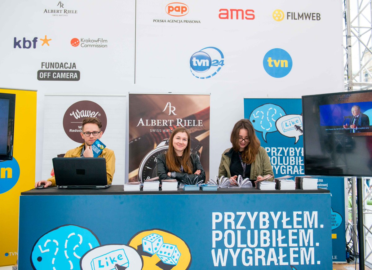 offcamera_krk's tweet photo. Shout out to our most wonderful volunteers who keep the Festival running smoothly #offvolo #netiaoffcamera https://t.co/Wx0AhE1UVM