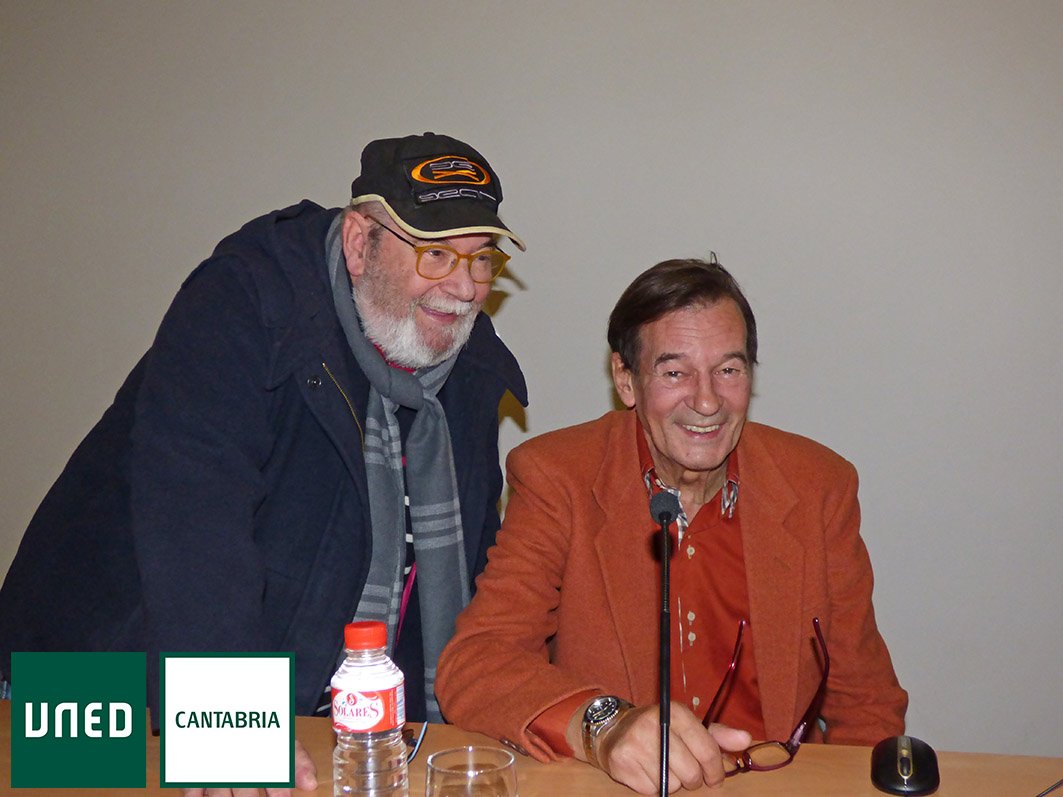 unedcantabria's tweet photo. 29-04-2016: Tony #Isbert clausuró el Ciclo de Cine, "La familia, Isbert, gracias", que ha dirigido en #unedcantabria https://t.co/QQsHvSc3Ch