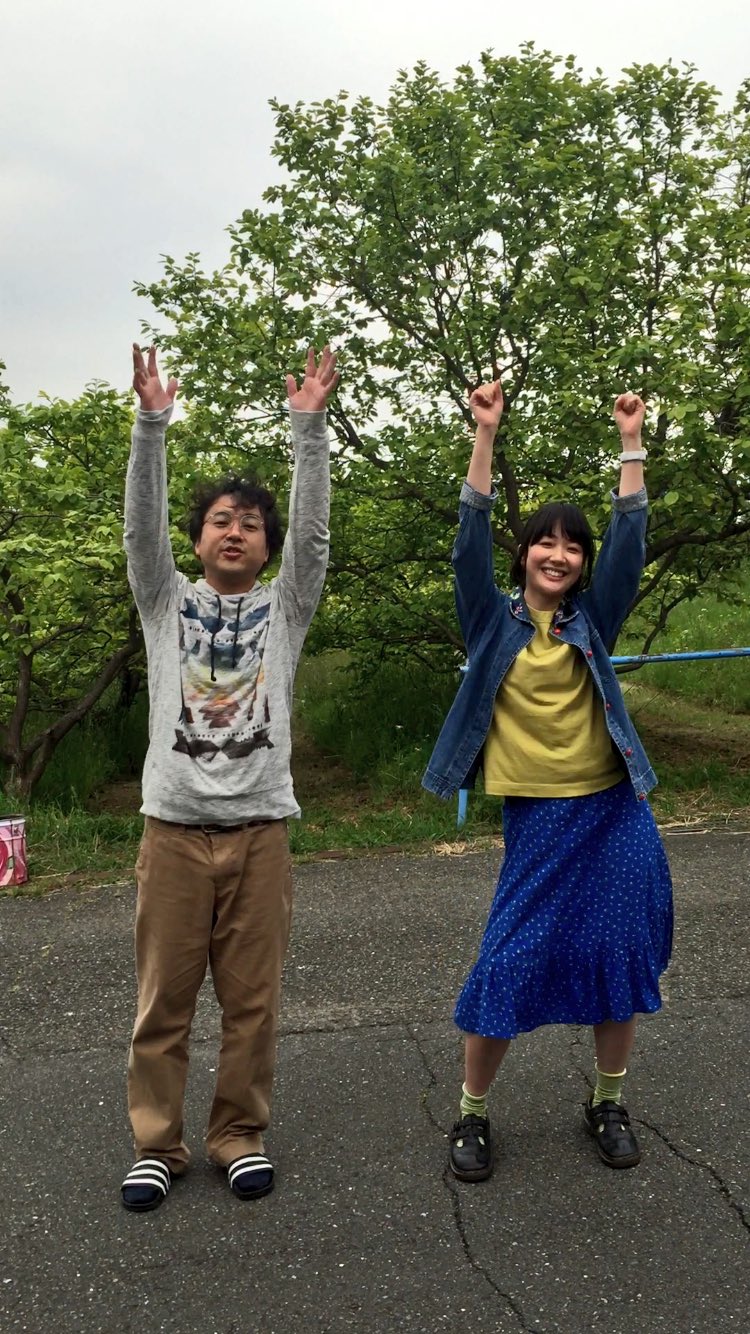 火10 重版出来 4話まであと2時間を切りました 重版出来 ダンス 実は振付師はムロツヨシさんだった と判明 実話です そんなわけで お二人に踊っていただきました 可愛すぎます 重版出来 黒木華 ムロツヨシ T Co Wlmgbw7nyb