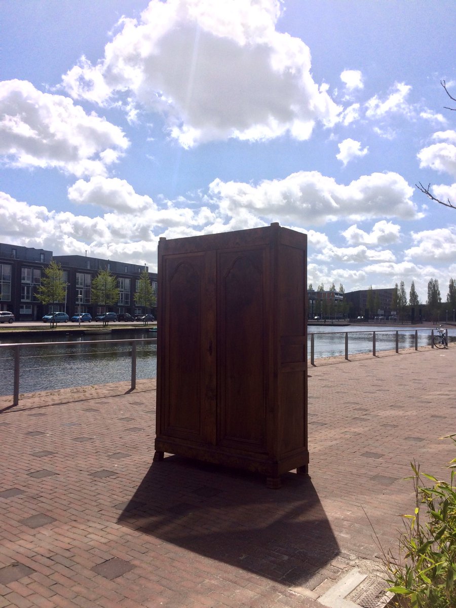 'Onze verhuislift is er vanmorgen mee opgehouden. Geen zorgen we regelen wel wat'