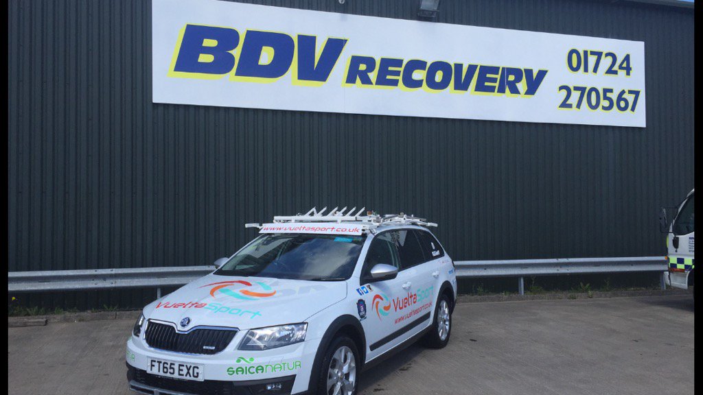 Nice to see Gazza &amp; Chezza ftom @VueltaSport earlier. Good friends are hard to find. Give them a follow 👍