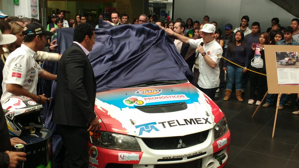 UniversumMuseo's tweet photo. El auto de @PanchoName tiene una potencia de 300hp. #NameRacing https://t.co/M9m6Qyj9XF