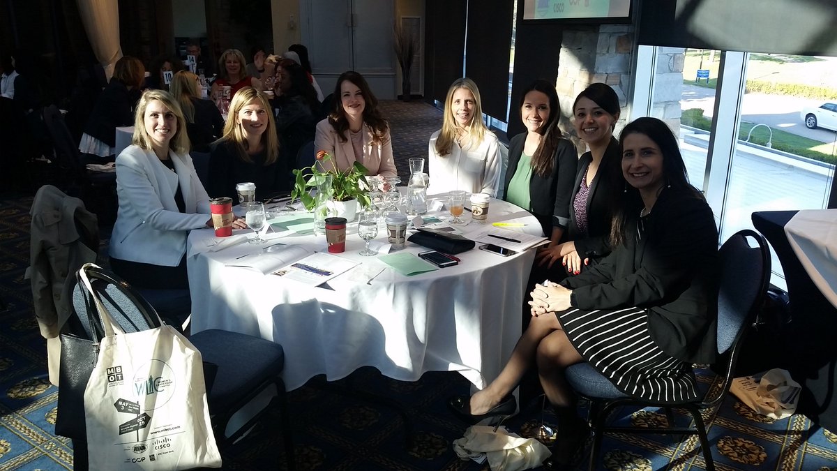 jessicallejasr's tweet image. There's never been a better time to be a female leader. The @CiscoCanada team @MBOTOntario WLC event. #NeverBetter