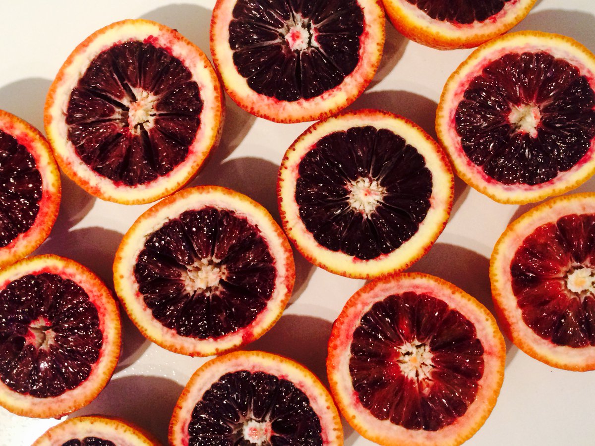 On prend des risques ce matin en testant le jus des oranges sanguines. Succès ou échec? ;)
