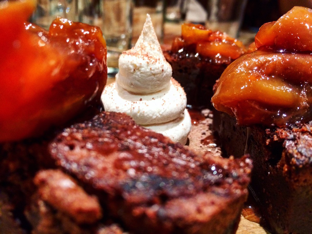 Perfect brownie slices with a money shot of mascarpone, balsamic peaches. What a treat! #22newmenu #claphamfood