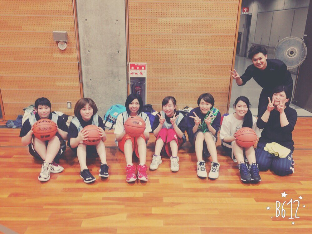 CatHandsCat's tweet photo. 5月3日バスケ🏀
新入生も来てくれました！ありがとう💕 https://t.co/kXvaNPCFJT