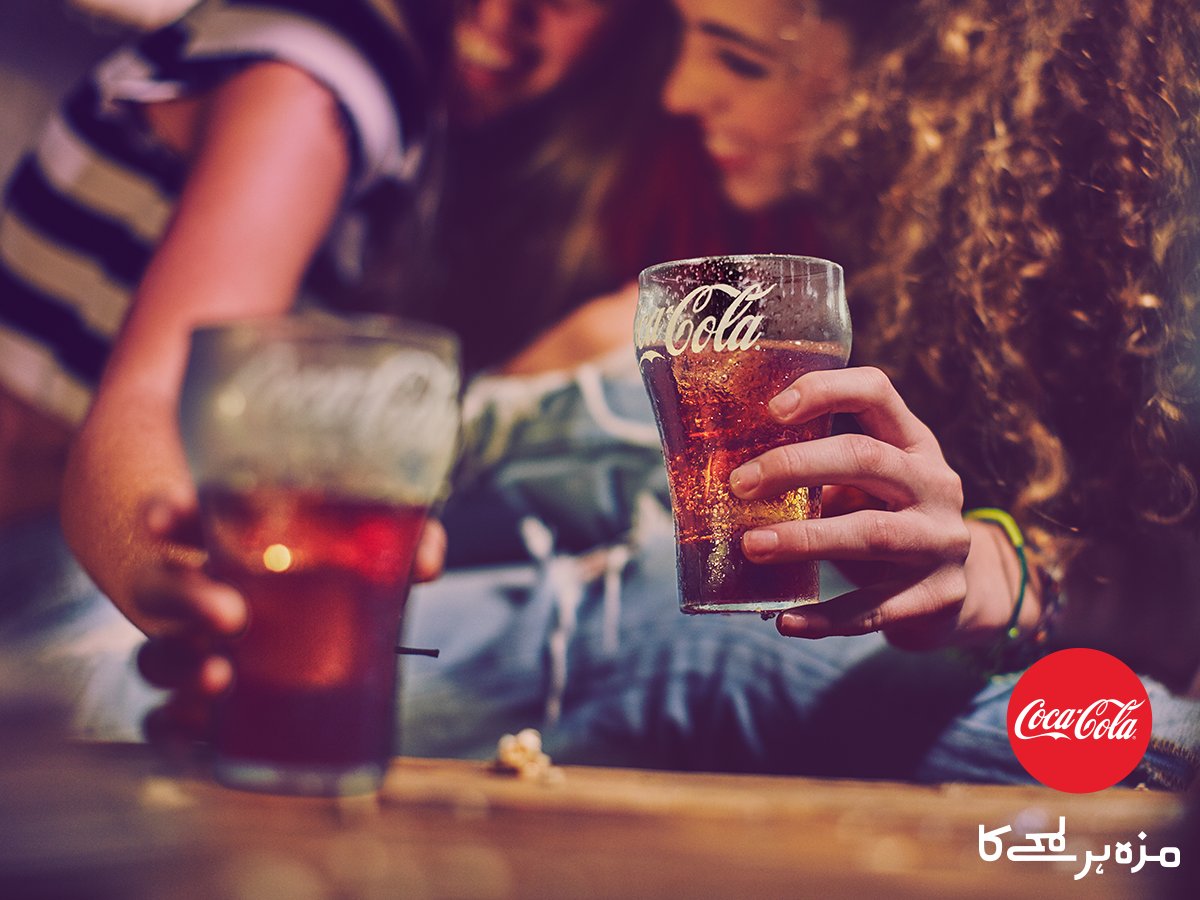 CokePk's tweet photo. Enjoy Coca-Cola with your friends and send in your pictures with #MazaHarLamheKa to us to get featured on our page. https://t.co/CtQYS5SP5l