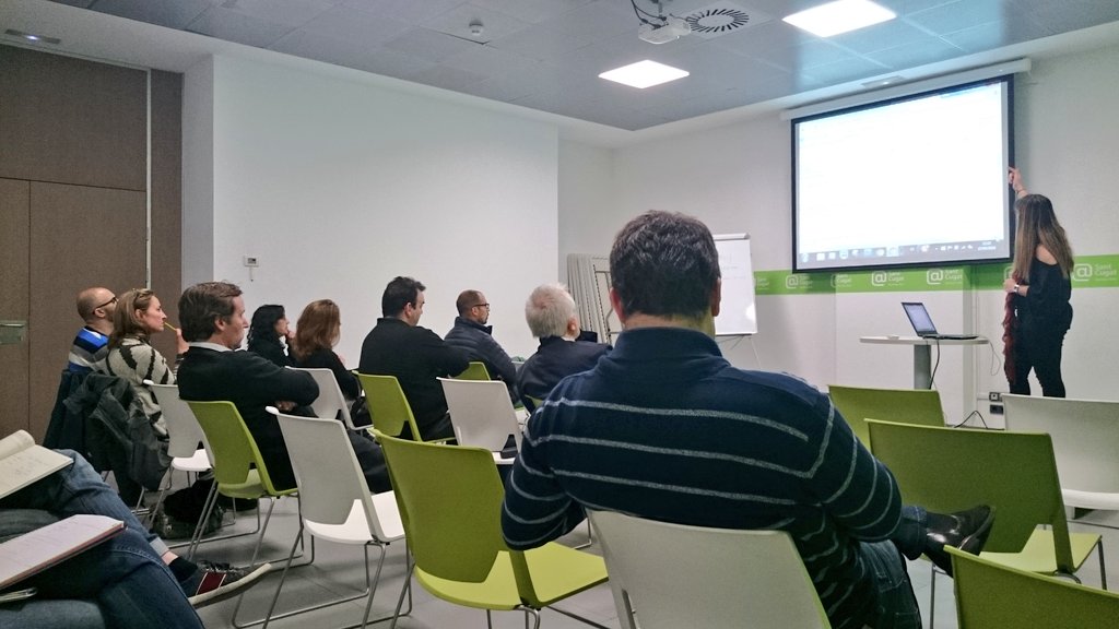 ¿Con qué herramientas podemos #monitorizar las #redessociales? ¡Toma nota! bit.ly/1WFeKC0 <a href="/Sugeralia/">SUGERALIA</a>