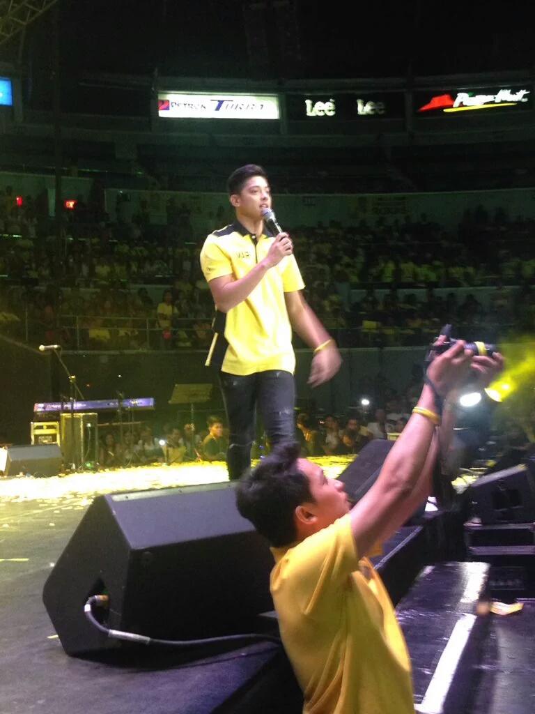 czes18's tweet photo. © @iamdarwincg https://t.co/Psap1foNrX