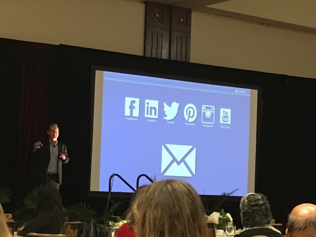 EventuresBySara's tweet photo. Day 2 of #TMP2016 https://t.co/atz9PtWup3