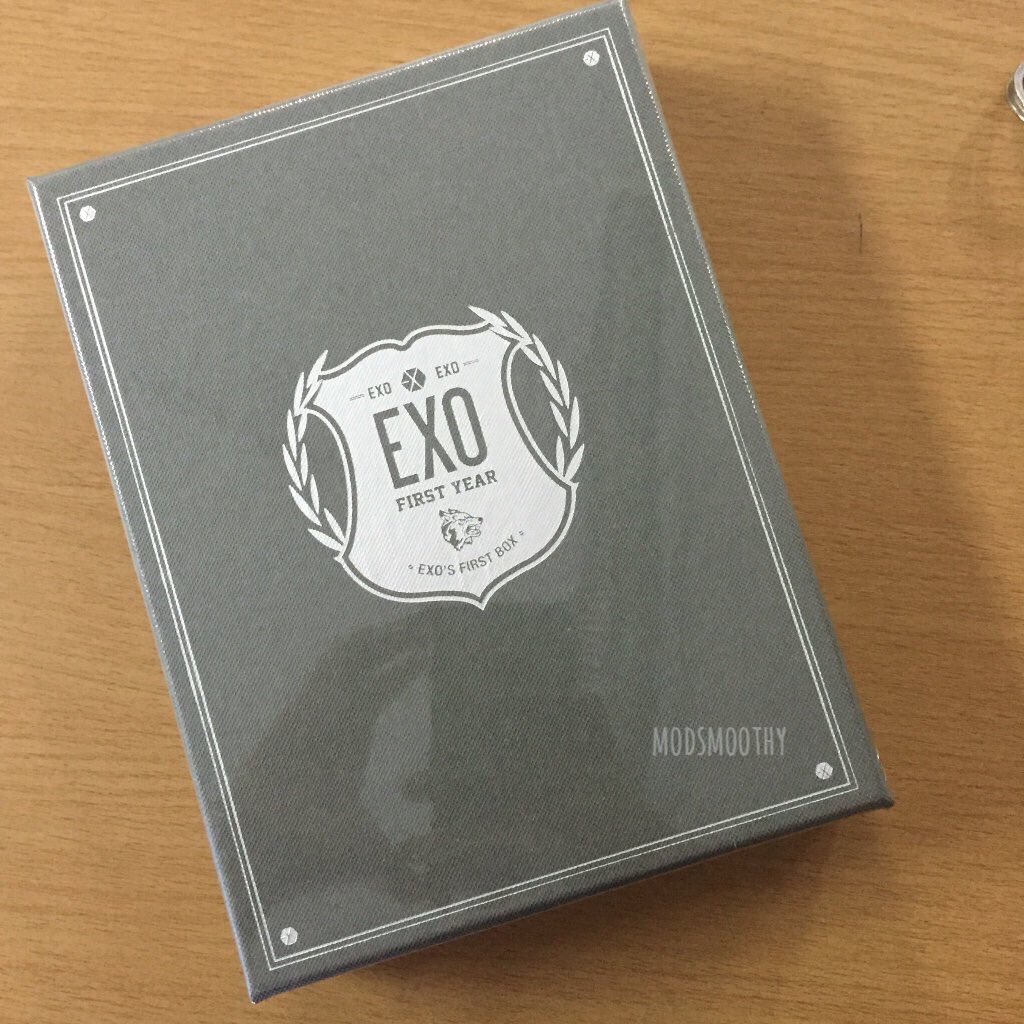 Modsmoothy's tweet photo. {Pls RT} ขาย EXO'S FIRST BOX ราคา 1000 บาท รวมส่ง ไม่เคยแกะ สภาพ 100% #EXO #EXOFIRSTBOX #ขายของEXO #ขายอัลบั้มexo https://t.co/V2g6EMDNzt