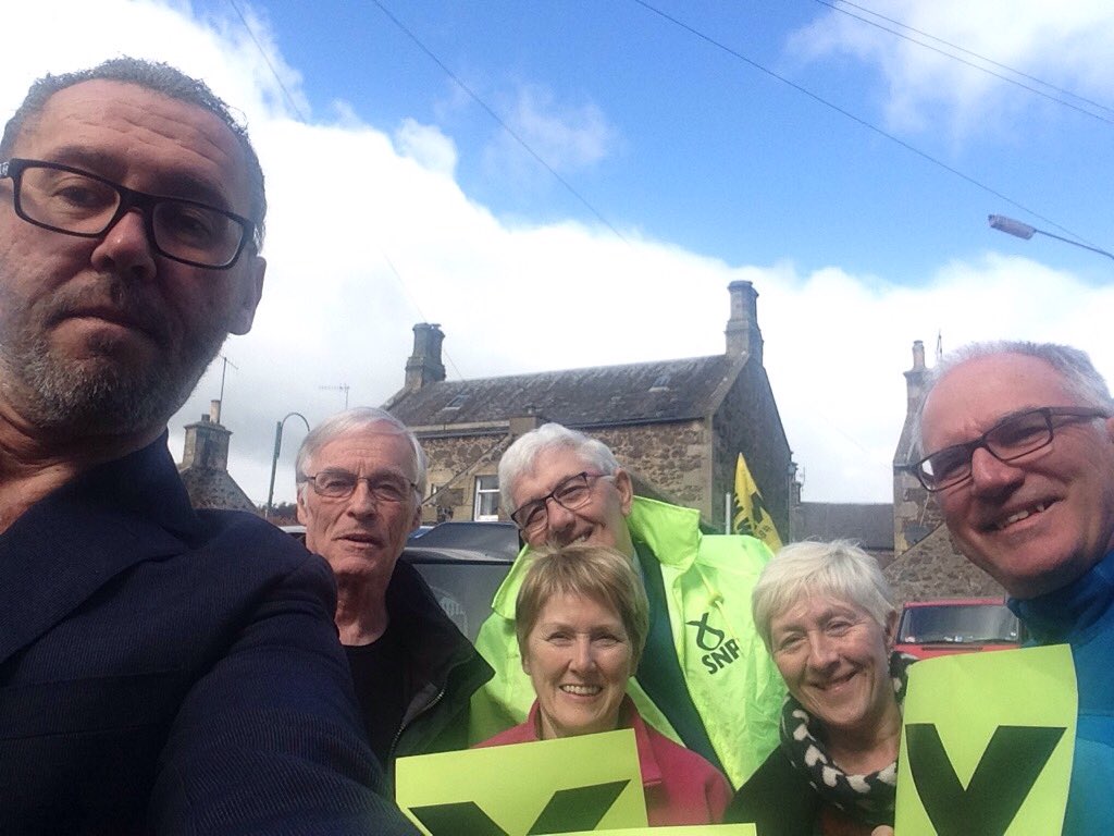 Ian McAllan (@ianmcallansnp) on Twitter photo No let up 'til the 6th!#Biggar team out today with clear message:Vote <a href="/ClydesdAileen/">Aileen Campbell</a> #bothvotesSNP #ignorethepolls No let up 'til the 6th!#Biggar team out today with clear message:Vote <a href="/ClydesdAileen/">Aileen Campbell</a> #bothvotesSNP #ignorethepolls