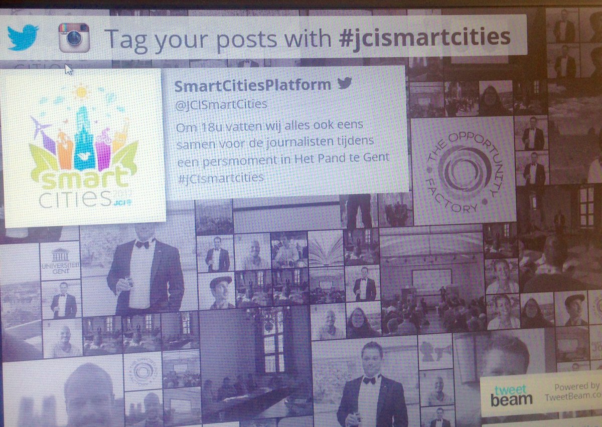 er is ook een twitterwall  #JCIsmartcities