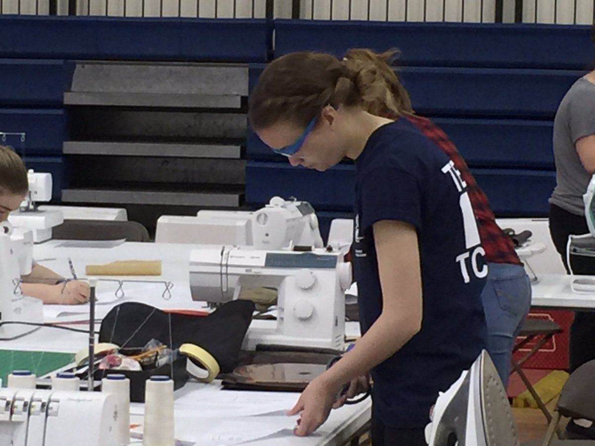 Kristen's off to a good start! Repping for Dame and the TCDSB #skillsontario #tcdsbskills <a href="/TCDSBSkills/">TCDSB Skills</a>