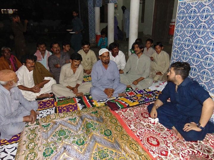 PppJiyala's tweet photo. @MakhdoomFZaman condoled wth RiazKeerio on demise of his sister in Saeedabad
#YoungLeadership #PPP #WithPpl https://t.co/V4ENcWOopm
