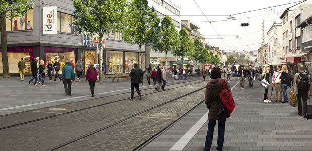 #Kassel macht sich schick für die #documenta14: So soll die Untere Königsstraße spätestens Mai 2017 aussehen. (mic) https://t.co/Mkoydoe71k