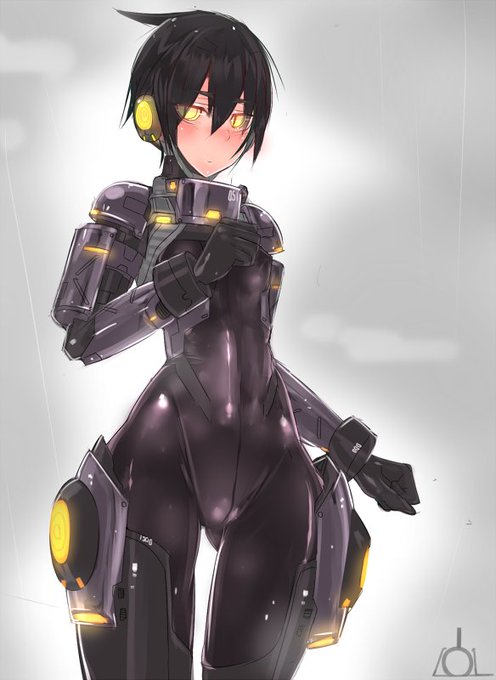 通気性悪めな多機能ボディスーツ。蒸し暑い日は大変。 