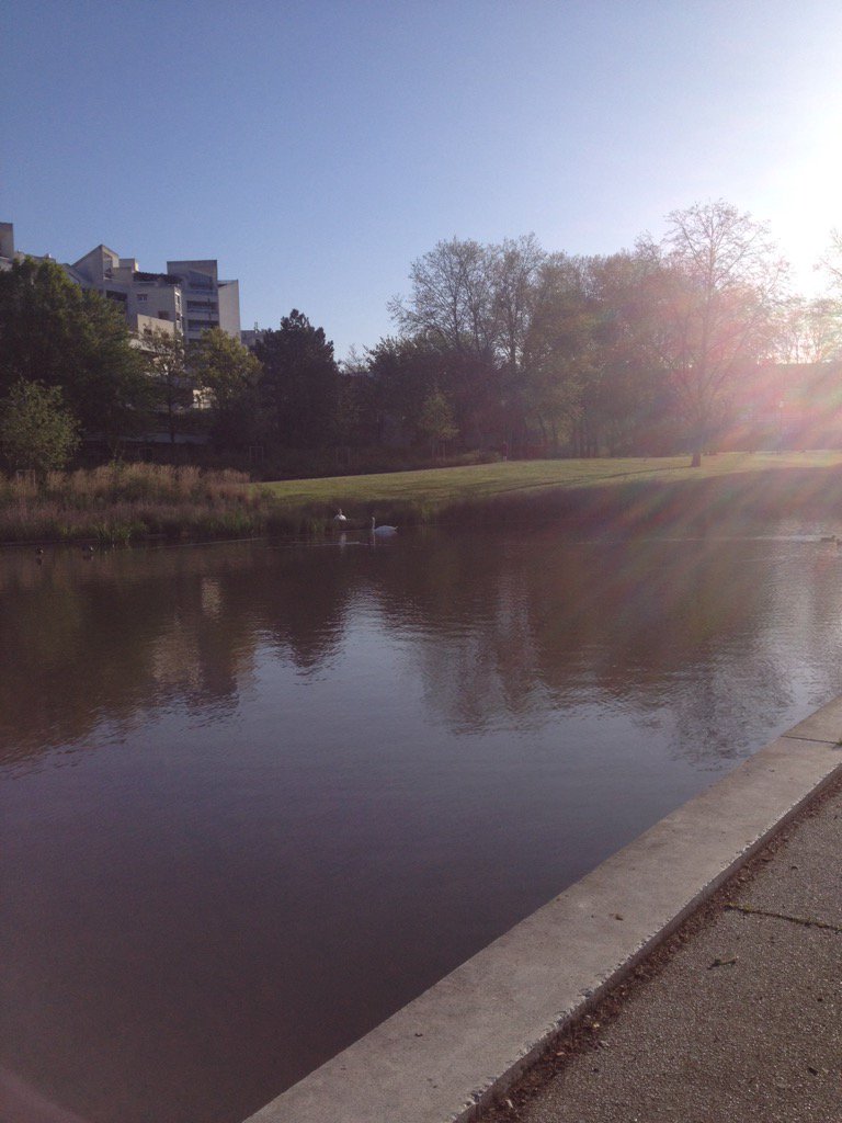 janelclark5's tweet photo. My walk to work this morning .. #snapshotbootcamp https://t.co/6DFgTKndfH
