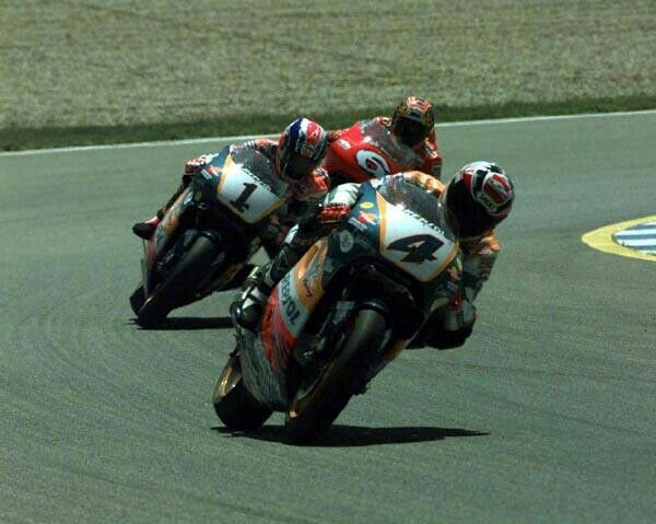 #OnThisDay in 1998, Honda riders dominated at Jerez: @criville_alex won from @micksdoohan, @maxbiaggi, Checa, Barros