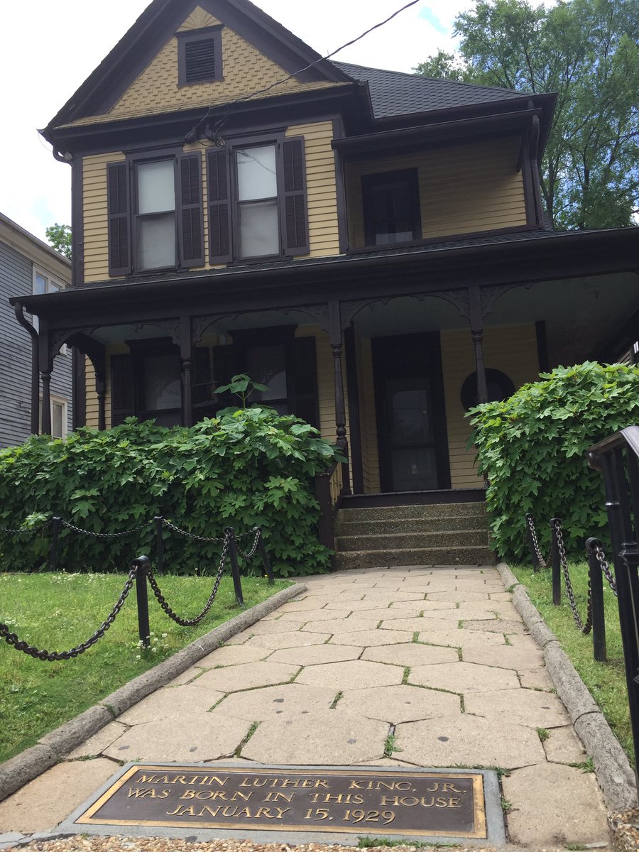 msschauder_wes's tweet image. We feel so lucky to have had the opportunity to visit @TheKingCenter, Ebenezer Baptist Church and MLK's birth home!