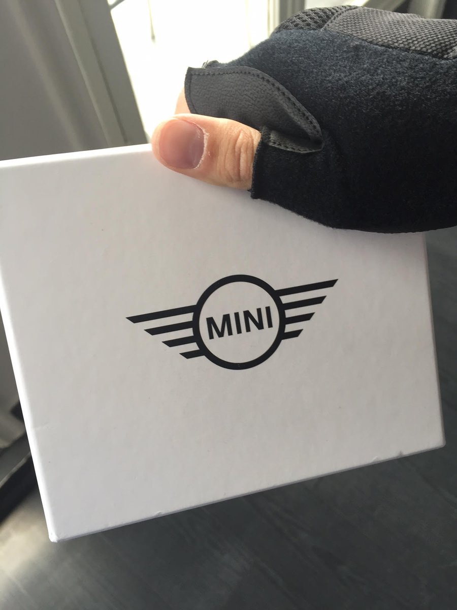 mat_mrz's tweet photo. J'attends jeudi avec impatience ! #TheMudDay #MudGuyMINI https://t.co/FJcmf6ZpbJ
