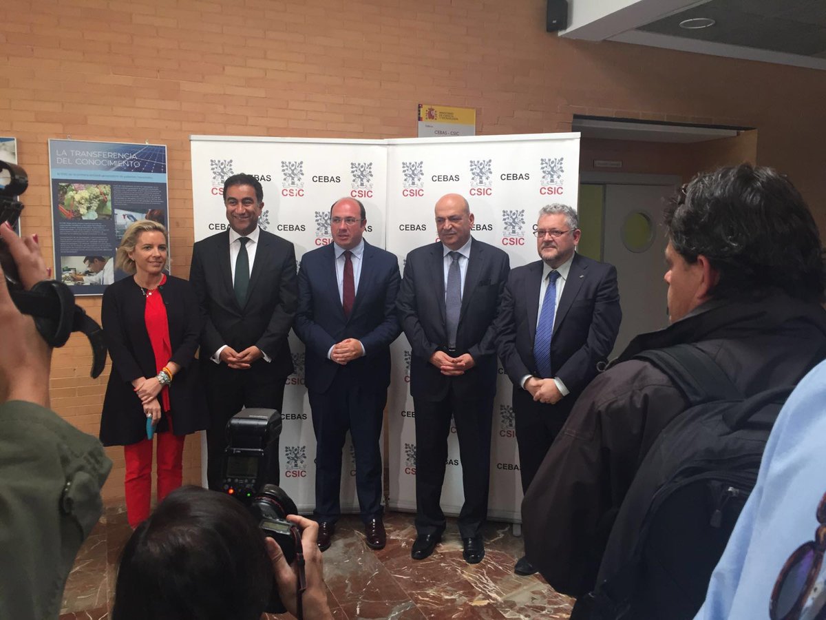 AdelaMCacha's tweet image. Murcia, sede de la 17 reunión de la Asamblea Regional y Local Euromediterránea. Con el presidente, visita al #CEBAS