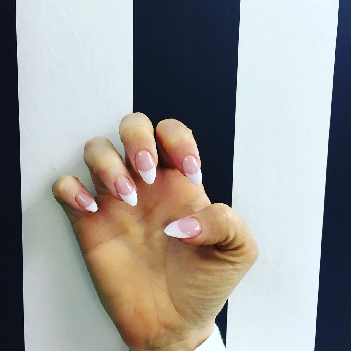 WeLoveNailGeeks's tweet photo. French Finish Extensions £35! #nails #bestincardiff #fashion #exensions #love https://t.co/j18MR2LOH1