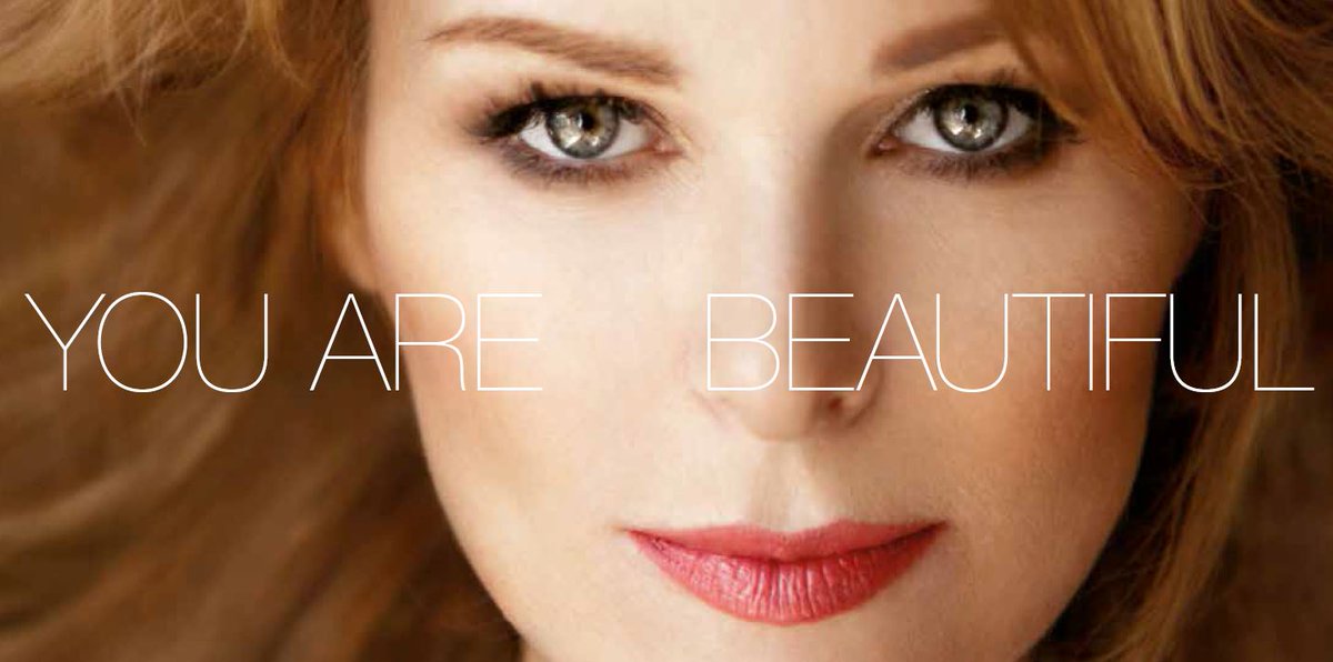 AestheticFirst's tweet image. #Aestheticfirst #BeautyTrend #Fadenlifting: Straff und schön mit Fadenlifting.
aesthetic-first.com/fadenlifting-k…