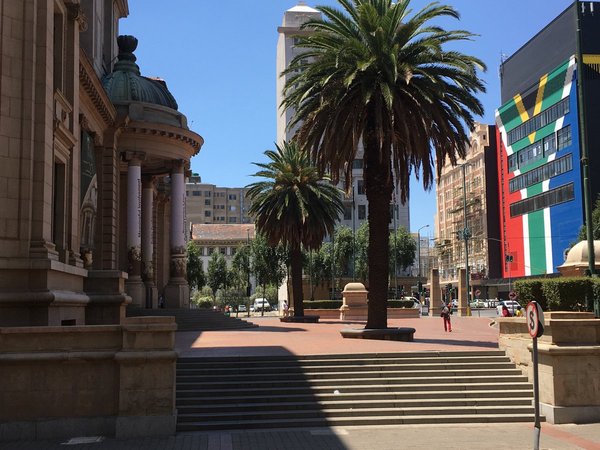 AfrikaDzonga's tweet photo. Dorobankulu ra Joni #Johannesburg @CityofJoburgZA, #AfrikaDzonga #SouthAfrica https://t.co/Y2n9YXwFzw