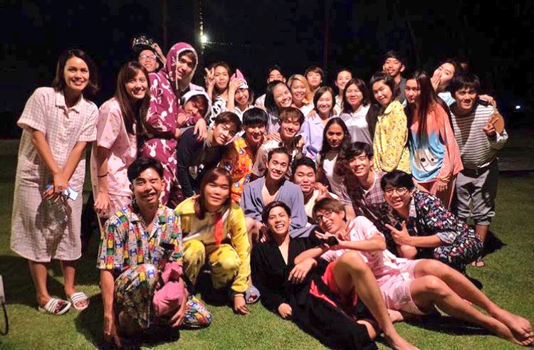 ไปนอนกันปะปะ 
#Nadaoouting2016 
cr.kaekae12