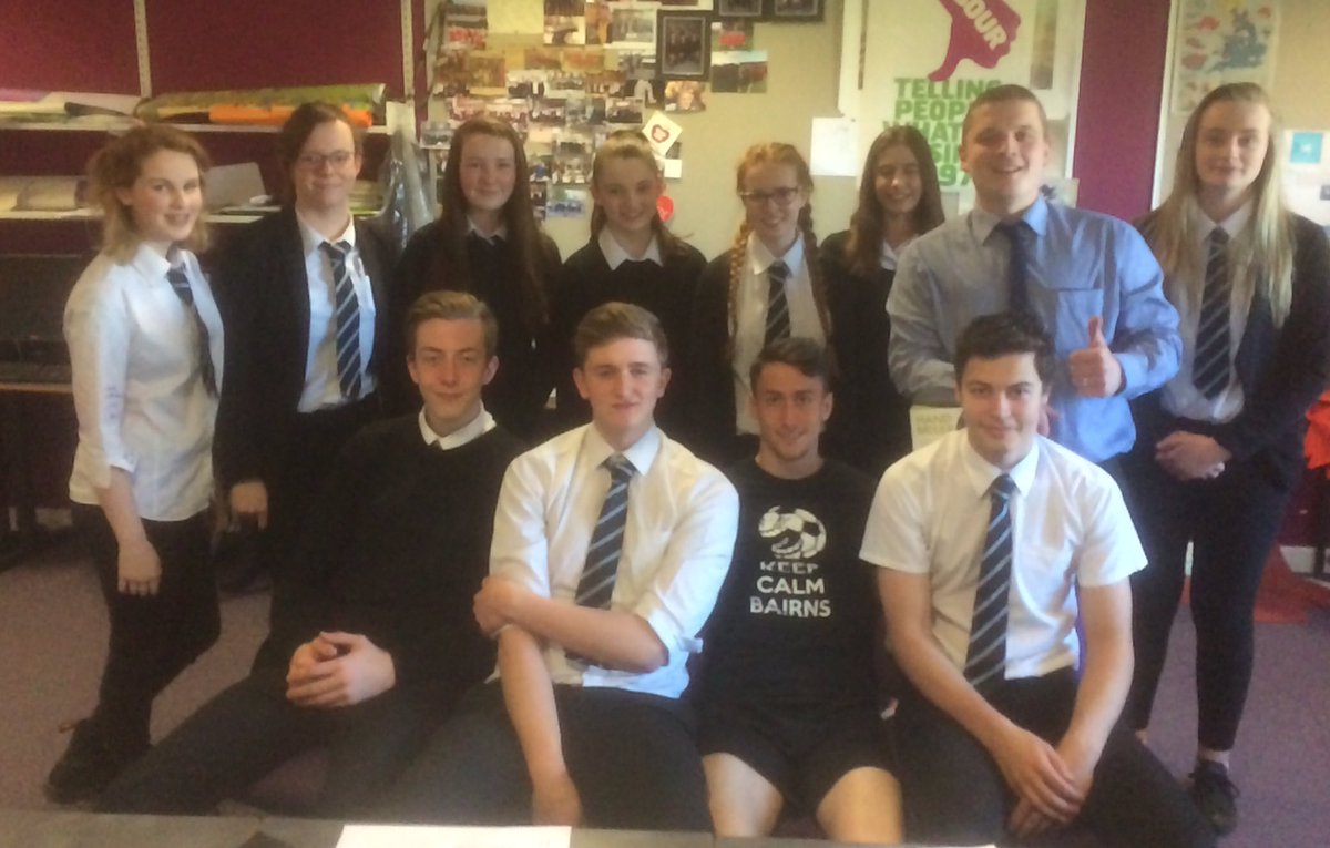 crieffmodstuds's tweet photo. Final lesson with the "favourite" higher modern studies class. Ready for the exam. 👍 #ms4lyfe #topbantz #cakeoff https://t.co/aQi4y8lwKn
