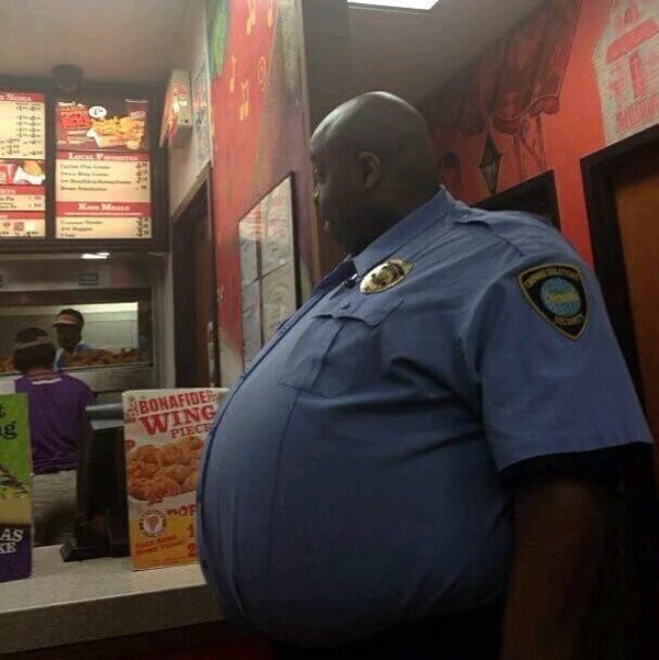 Mu_Ha_Mad's tweet image. Ca fait 4 ans que ce mec est au régime. Soyez fiers de son action !
#DuProgrèsEnPlus
#TweeteCommeValls
@manuelvalls