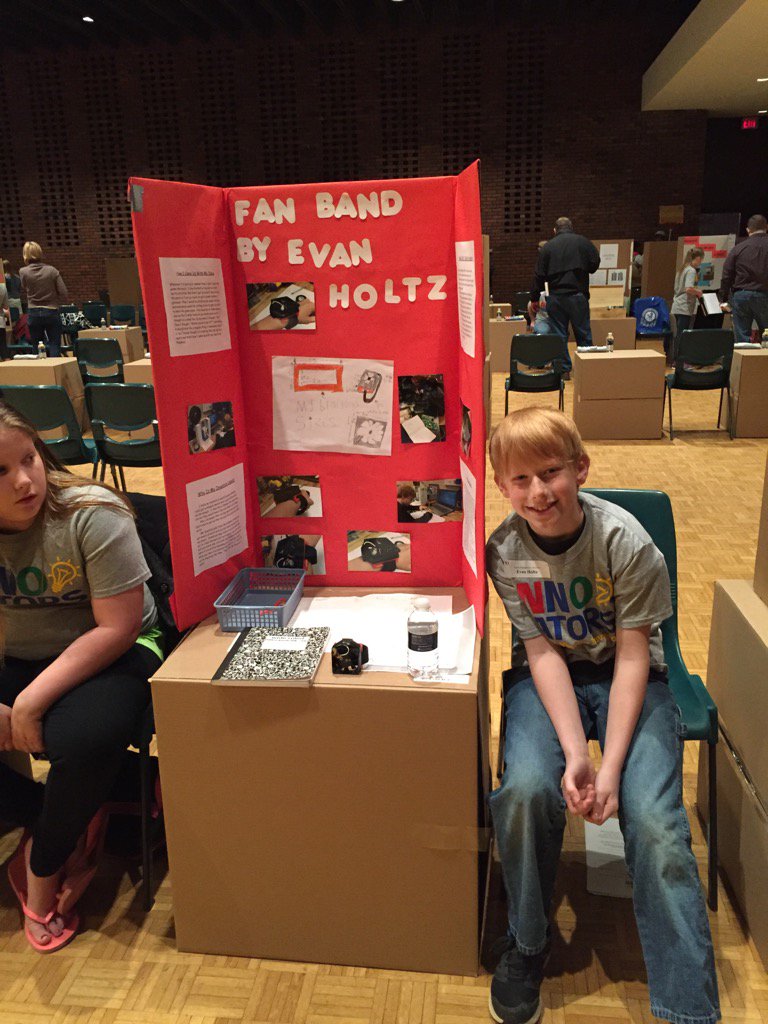 scteacher1's tweet photo. Young Innovators Fair at Kettering. Great job Dieck students! @michelebielby @dieckk5 @swartz_creek https://t.co/b0PXb9dQ4n