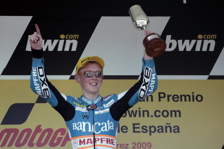 #OnThisDay in 2009 at Jerez, @BradleySmith38 took his maiden GP victory. #125cc @bwin_es Spanish Grand Prix