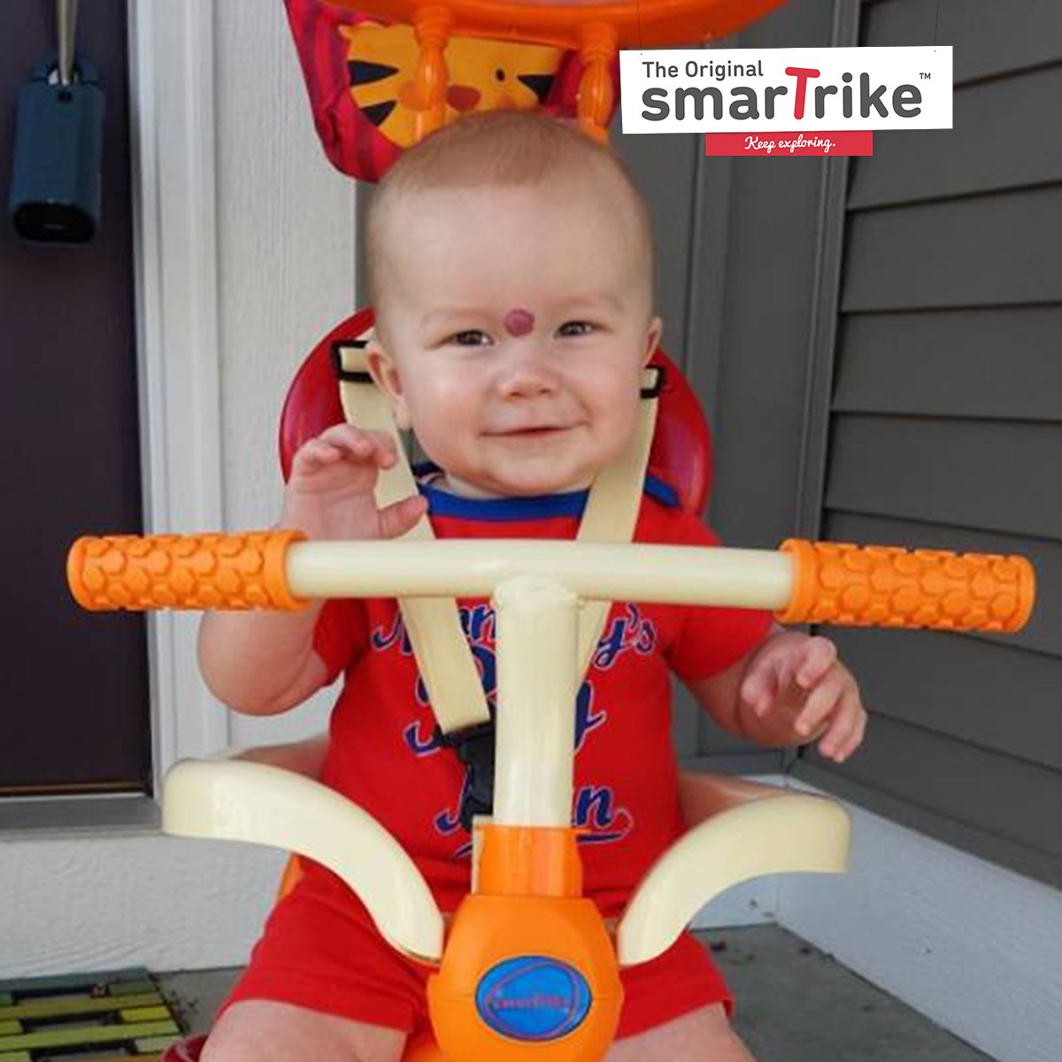 El Mini Dalai Lama anda en SmarTrike