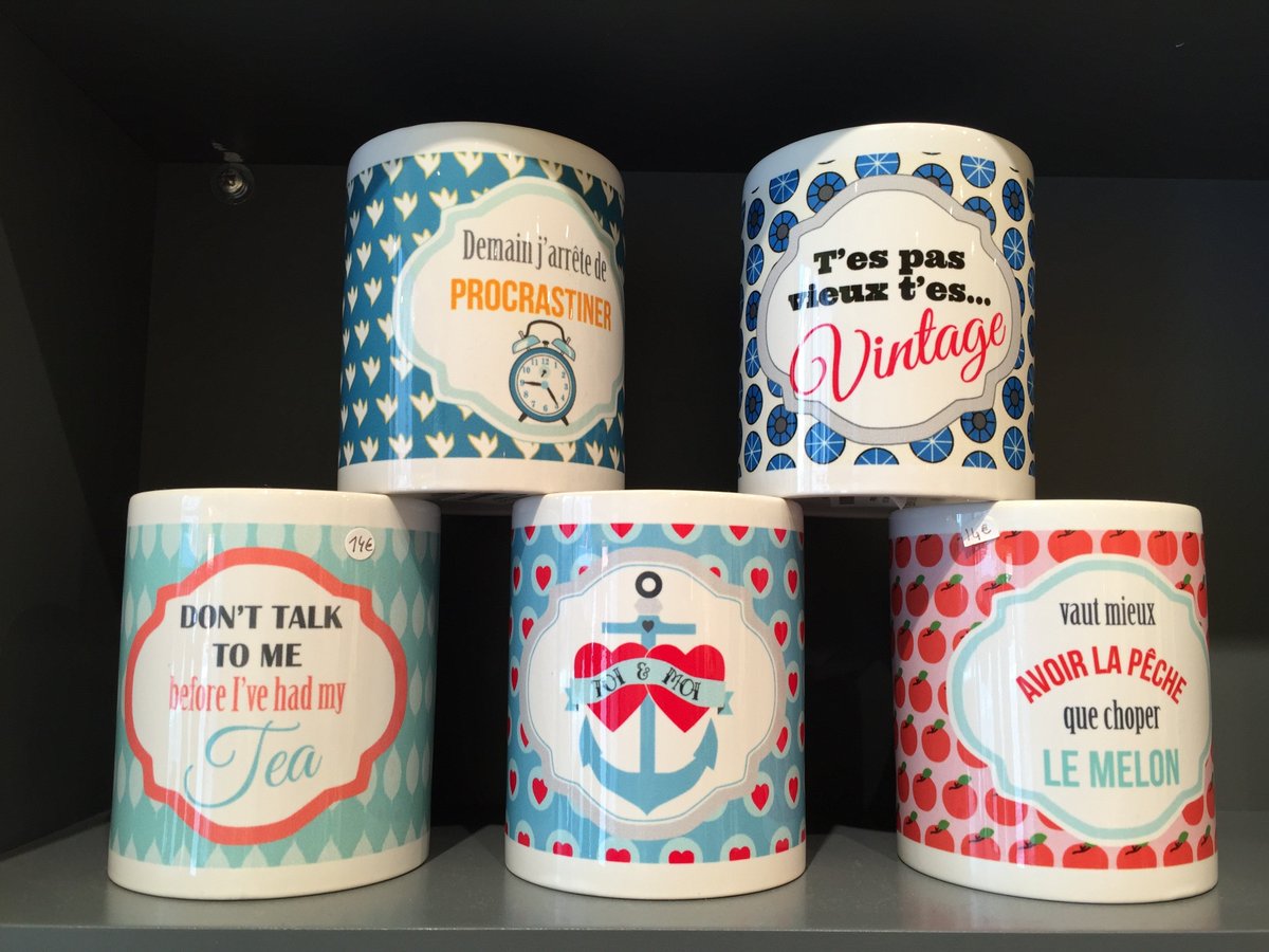 MadeByMoiParis's tweet photo. Chez Made By Moi, les mugs @DodoetCath, on les entasse ! #humour #deco https://t.co/atUergZCMI