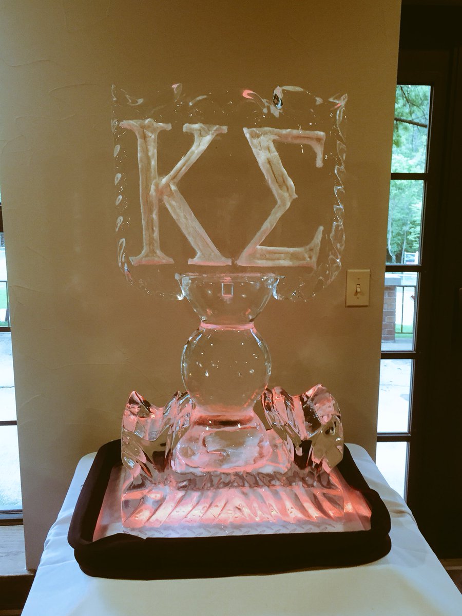 Congrats to our graduating Seniors for 2016! Thanks everyone for coming out to this steak dinner from Sterling