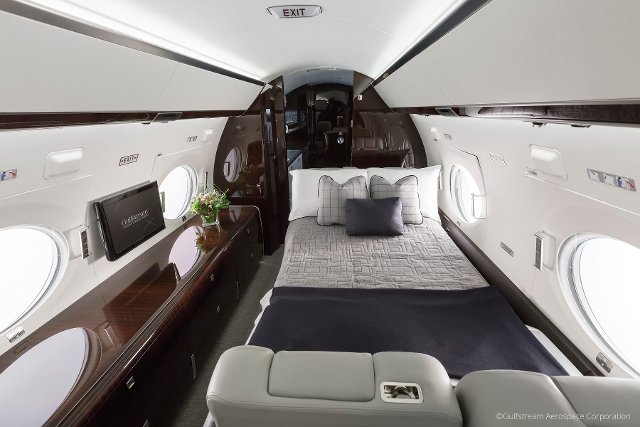 MagellanJets's tweet photo. The plane that transcends your business—The Gulfstream G450: https://t.co/EsBrAhdtUI #BusinessAviation https://t.co/z74VBpWs2J