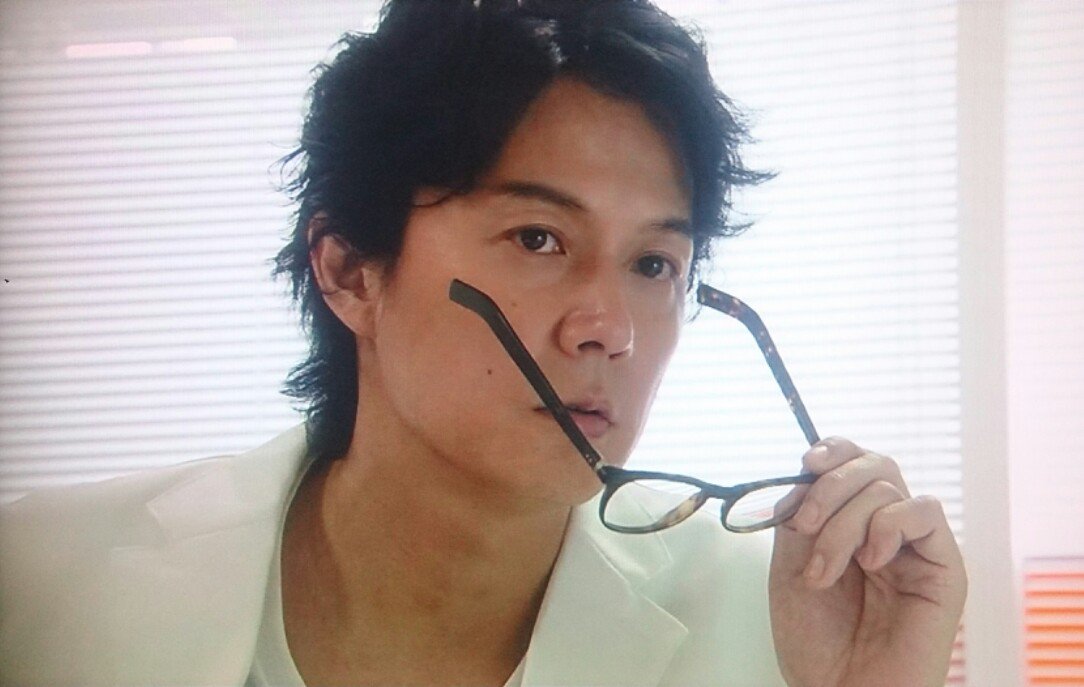 みこと 今夜はラヴソング第4話de眼鏡男子広兄ぃ 外す仕草がこれまたタマランチ 白衣で眼鏡を持つ手の美しさや 半開きの口元に絶賛はきゅん S W Bros1991 ラヴソング T Co Pnll0vdjyw Twitter みこと 今夜はラヴソング第4話de眼鏡男子広兄ぃ 外す仕草がこれまたタマランチ 白衣で眼鏡を持つ手の美しさや 半開きの口元に絶賛はきゅん S W Bros1991 ラヴソング T Co Pnll0vdjyw Twitter