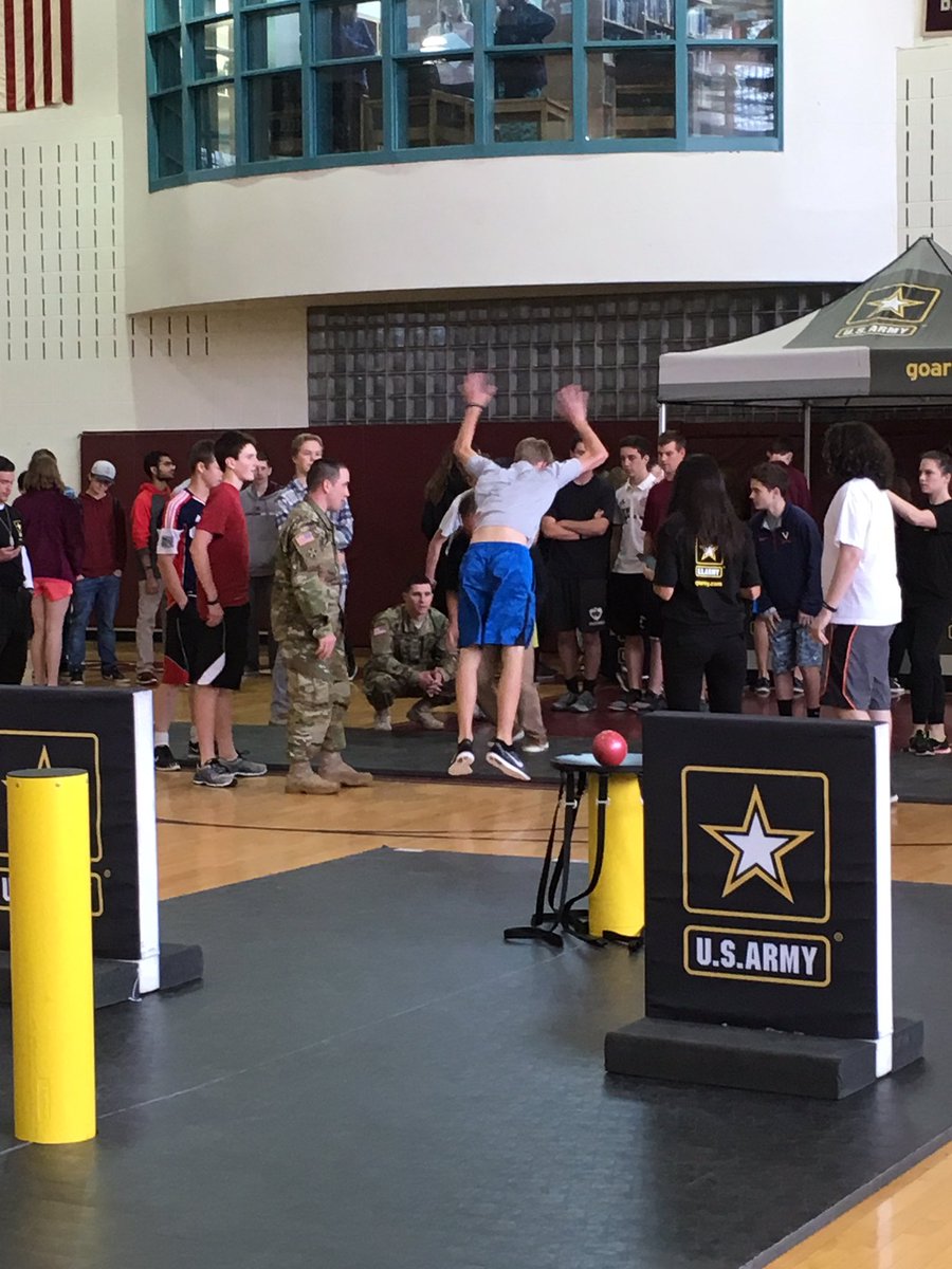 MEvonsion's tweet image. Thank you PBH dept 4 bringing this event to GD. #armychallenge #gdrsdchat