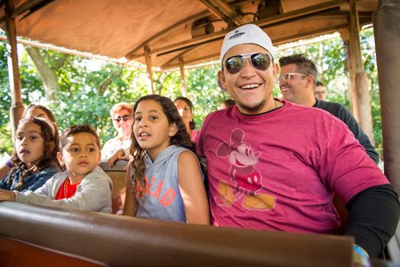 ESPNpromotions's tweet photo. Have an unforgettable time on a @WaltDisneyWorld vacation from ESPN!Enter 4 UR chance 2win  https://t.co/8iYV4xKETf https://t.co/9SjjBD8uZh