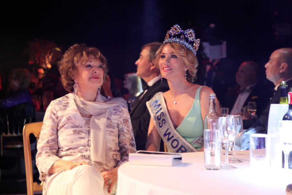 MissWorldLtd's tweet photo. Missed all the weekend action? Check out all the pics + write up of the Humanitarian Award @ https://t.co/QqCoszAfiP https://t.co/mWbRLVb4wu