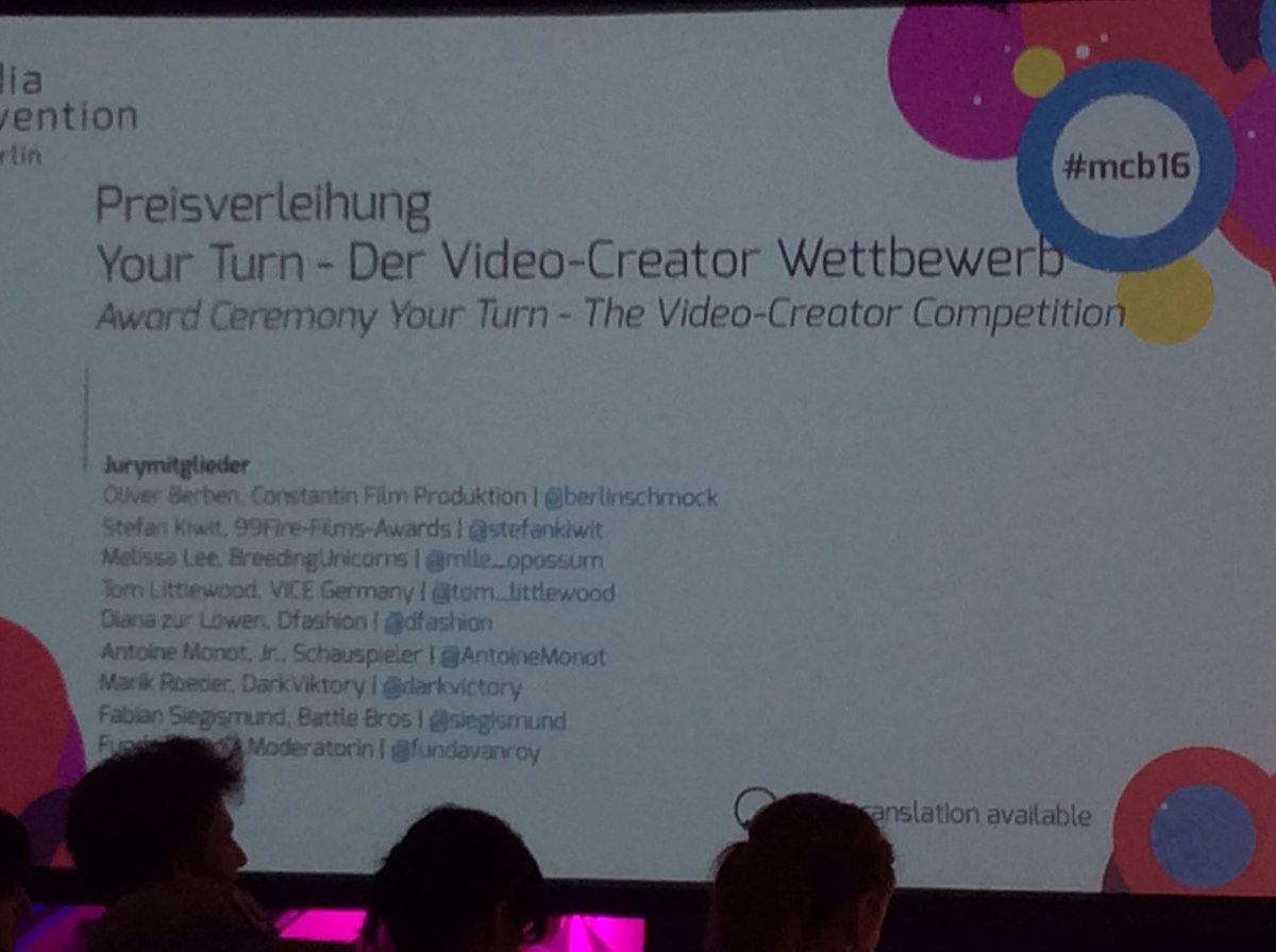snkoese's tweet photo. @fundavanroy mit @StefanKiwit, @Siegismund erzählen Ihre Ausschlusskriterien als Jury #rpTEN #mcb16 #yourTurn https://t.co/V8C6Jmcb36