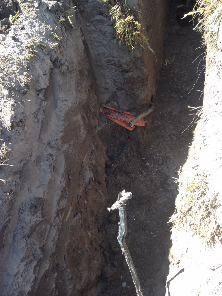 ShadeTreeNTWK's tweet photo. #811 #callbeforeyoudig #utilitylocate  An ounce of prevention is better than a pound of cure. https://t.co/ZHqcppEFAF