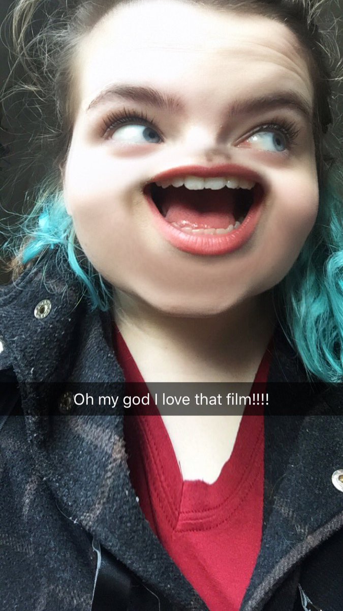 hesftchloe's tweet photo. My new favourite filter 😂 https://t.co/6nooIj2o0A