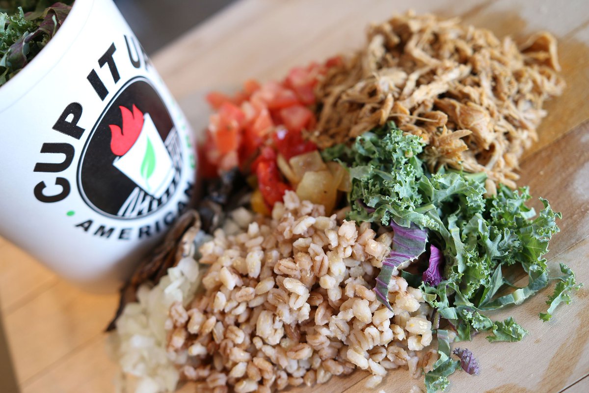 CupItUpAG's tweet photo. Pulled Pork Signature Cup: barley, grilled mushrm/asparagus/pepper, chopped onion/tomato. Fresh kale added. #tucson https://t.co/Uh9NRZNkb0
